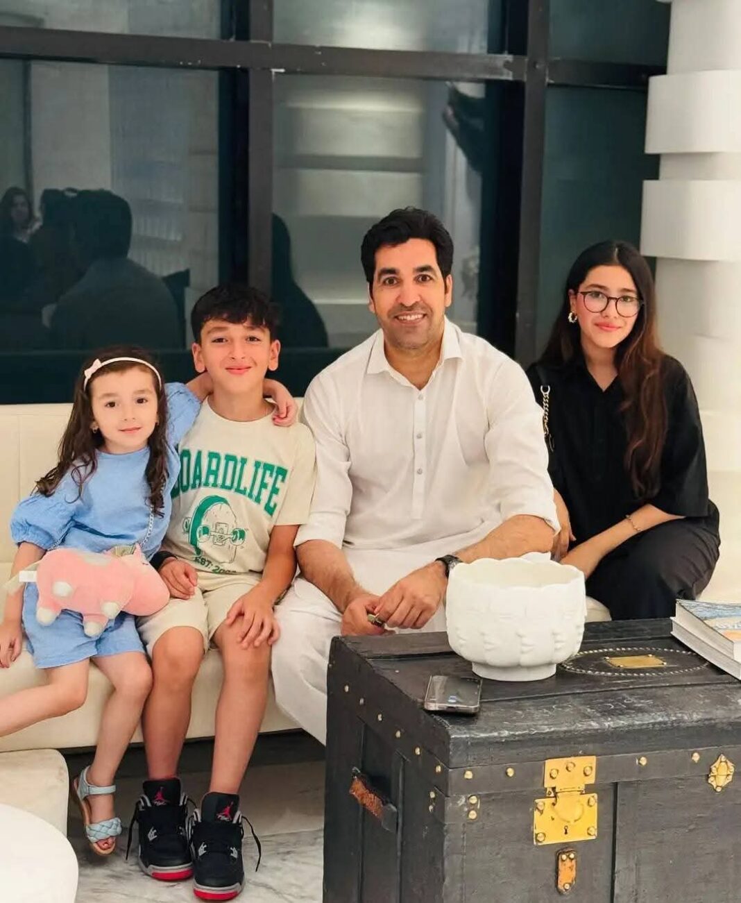 Umar Gul Enjoying Family Vacation in the UK